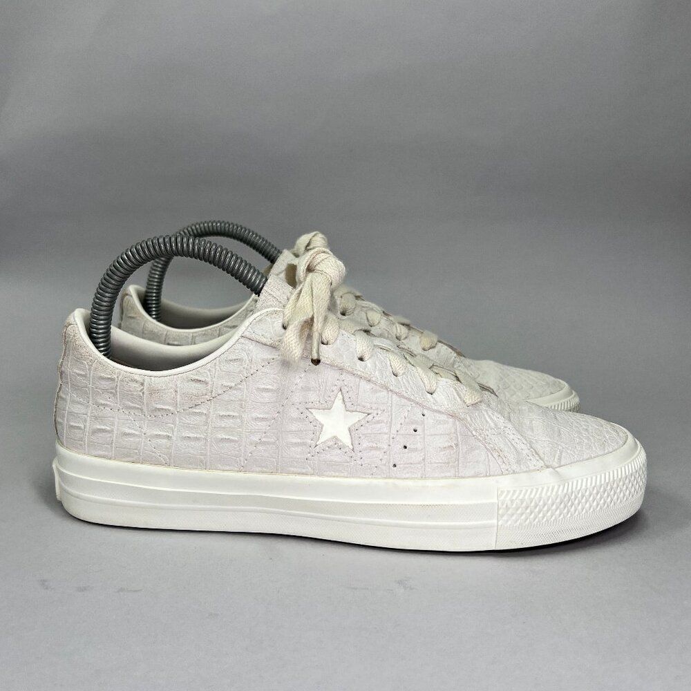 Converse Women's Size 7 One Star Pro Low Croc Embossed Leather Sneakers